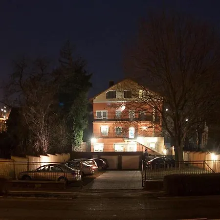 Bed & Breakfast Stan Es Panzio