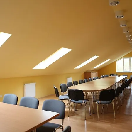 Stan Es Panzio Bed & Breakfast Balatonalmadi