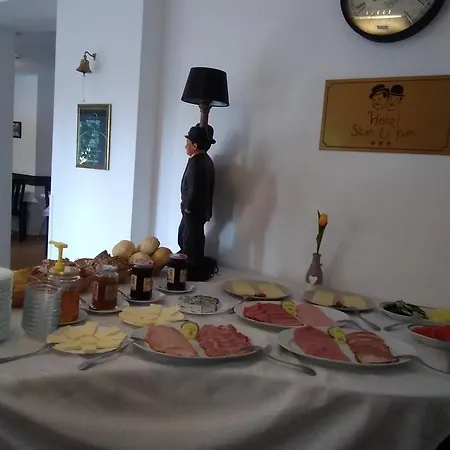 Bed & Breakfast Stan Es Panzio